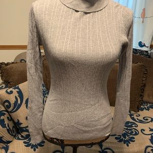 Women’s sweater turtleneck